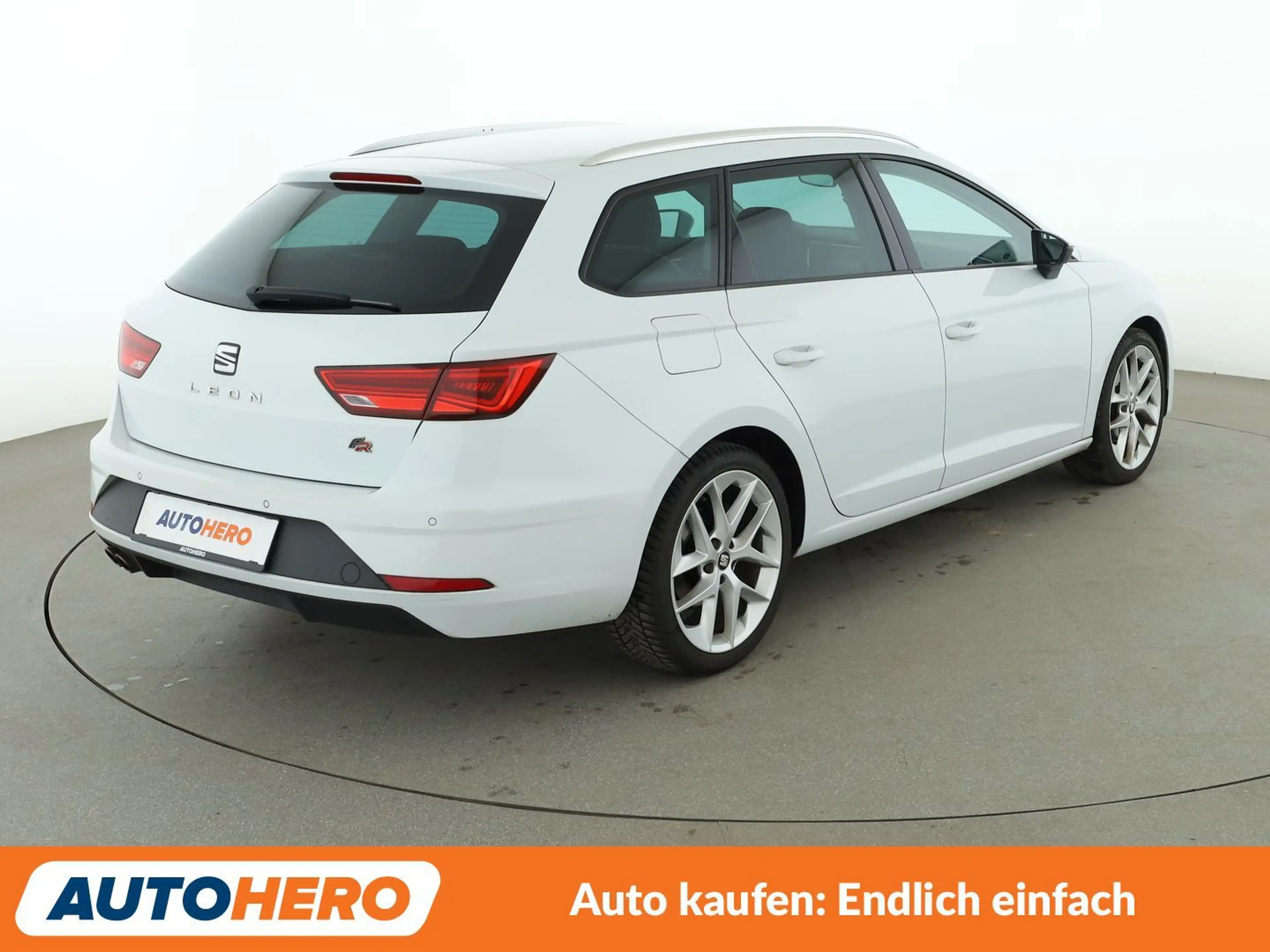 SEAT Leon 1.4 TSI FR*NAV*LED*TEMPO*PDC*SHZ*BT*AMBIENTE* — photo 6