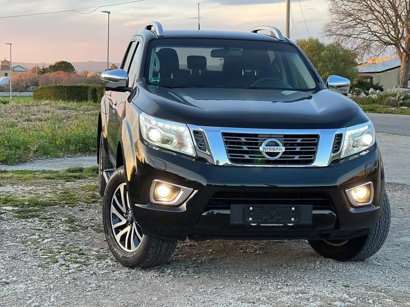 Nissan Navara 2.3 dCi 190 CV 4WD Double Cab N-Connecta Schwarz - 2