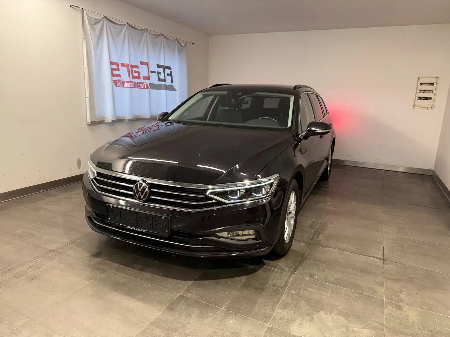 Volkswagen Passat Variant 2.0 TDI Business DSG LED-MATRIX ACC APP-CONNECT Schwarz - 2