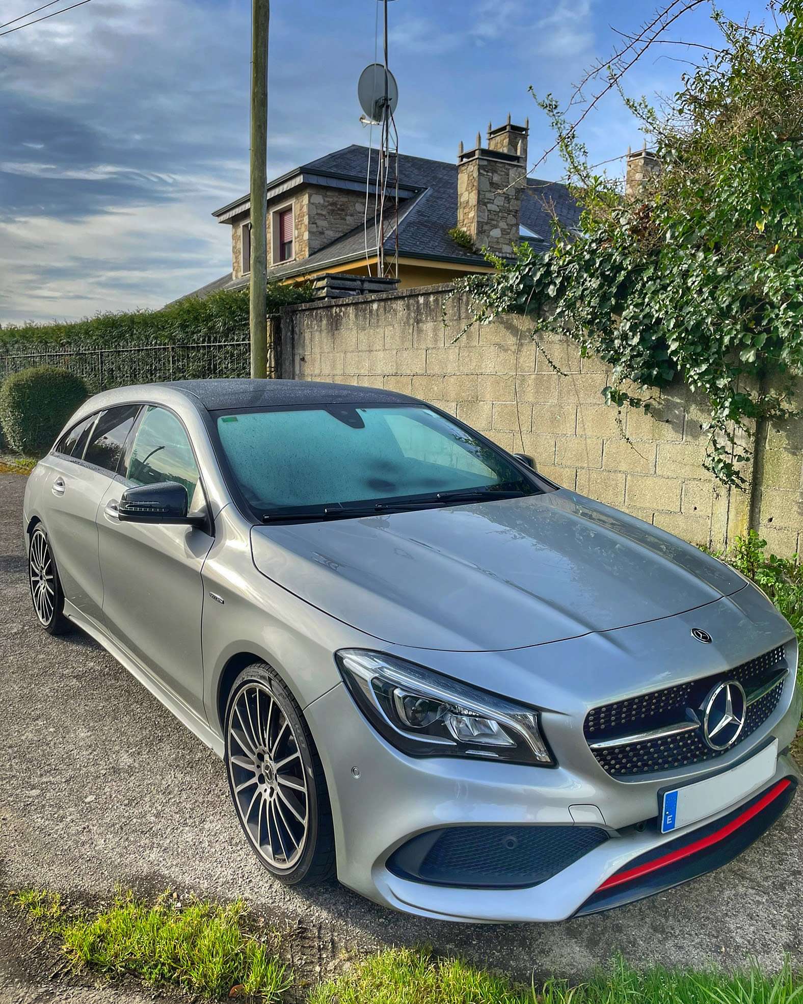 Mercedes-Benz CLA 250 Shooting Brake Sport 4Matic 7G-DCT - foto 1