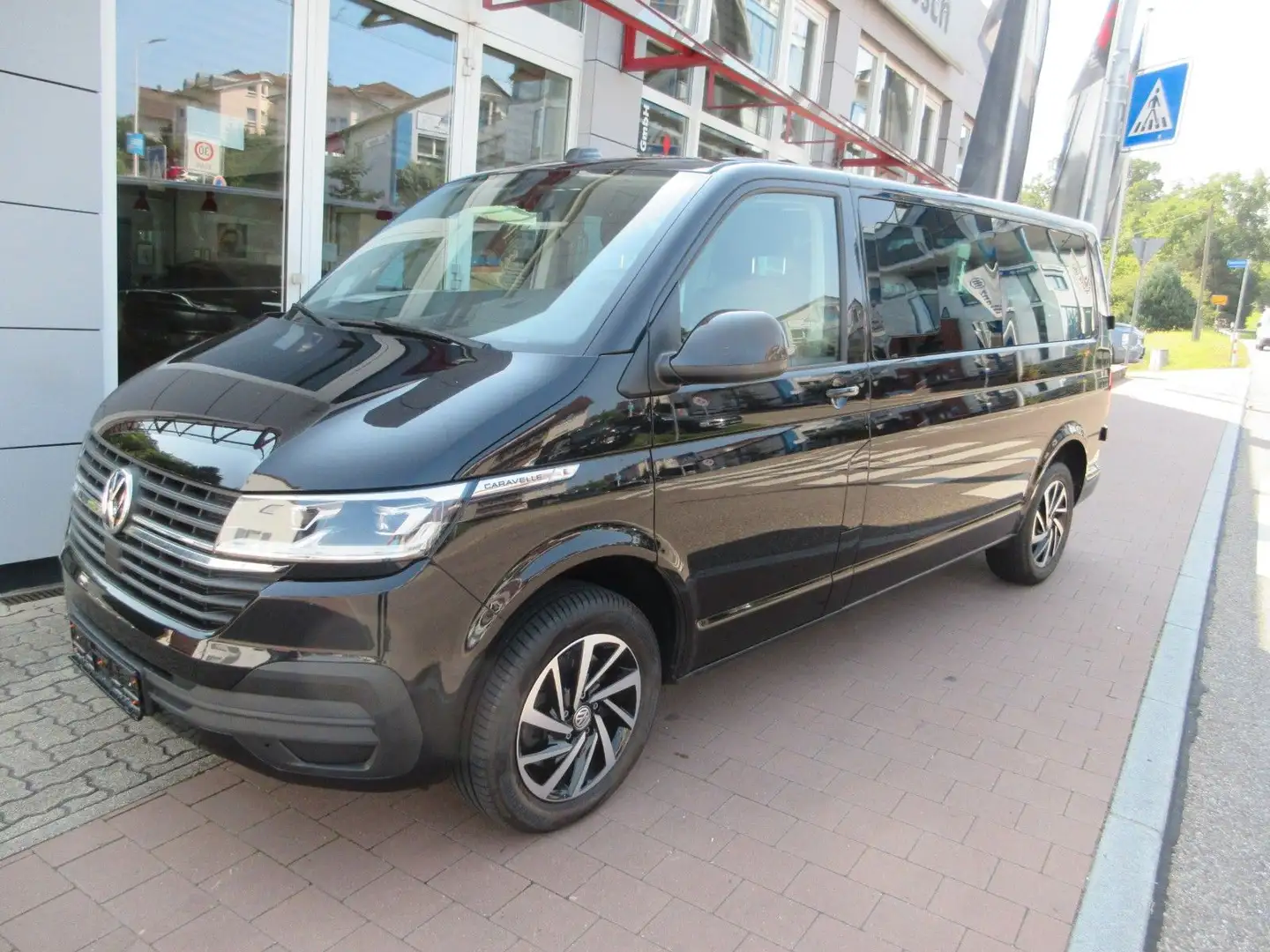 Volkswagen T6 Caravelle T6.1 Caravelle  EcoProfi Klimaautomatik/LED/Navi Schwarz - 2