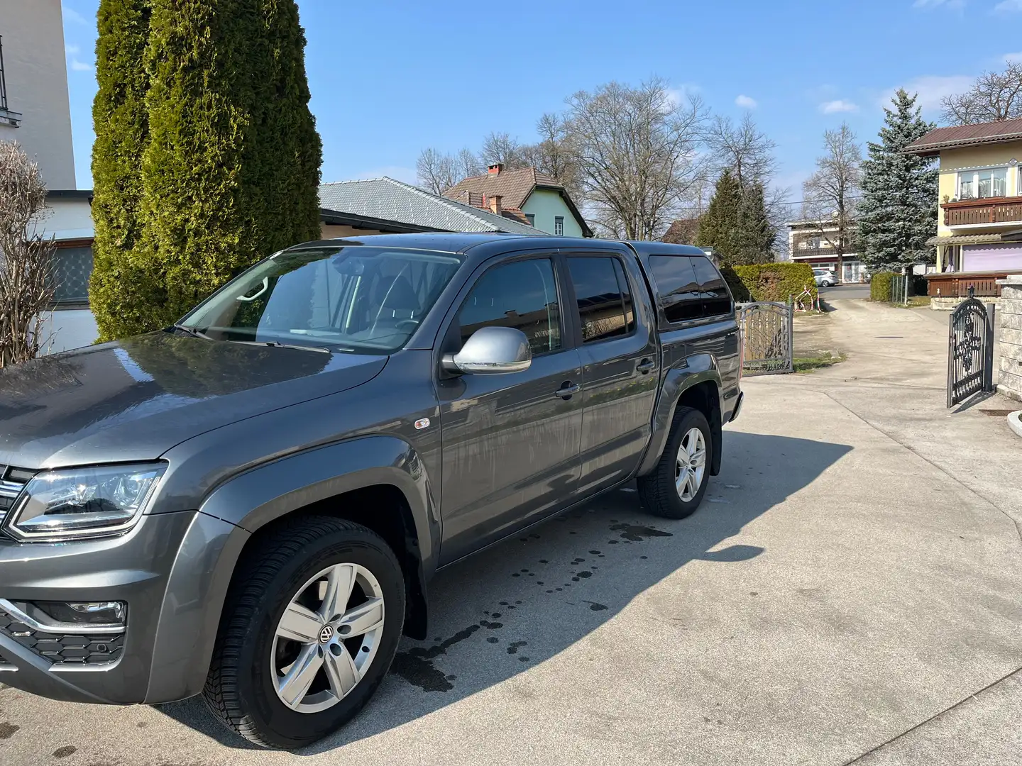 Volkswagen Amarok Amarok DoubleCab Highline 3,0 TDI 4Motion Aut. Highline Grau - 2