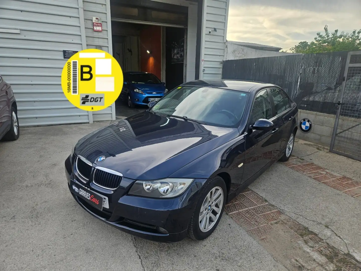 BMW 320 320d Aut. Bleu - 1