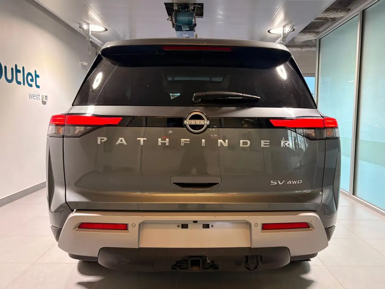 Nissan Pathfinder снимка Nissan Pathfinder
