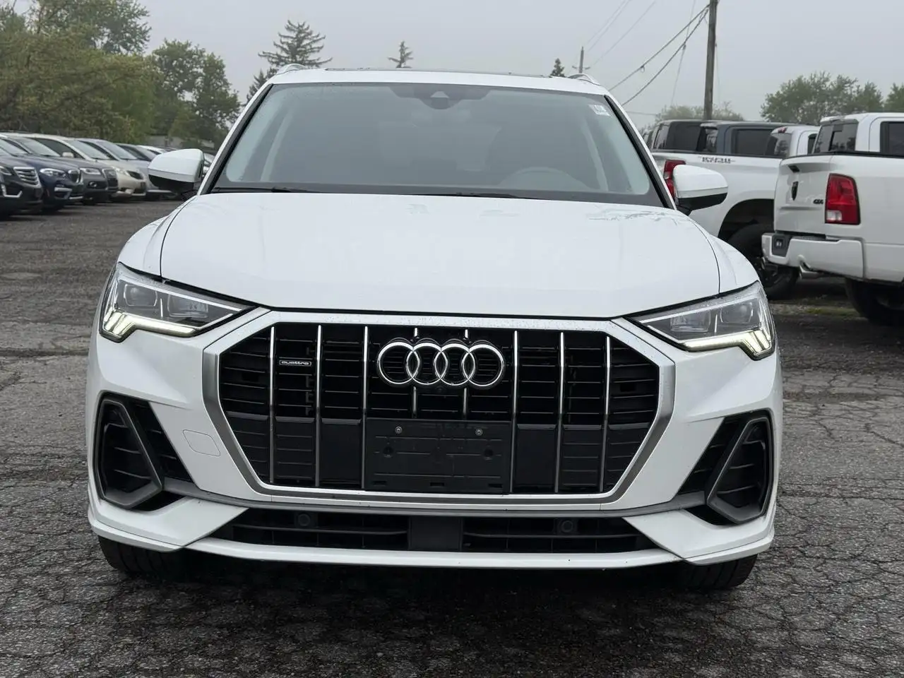 Audi Q3 снимка Audi Q3