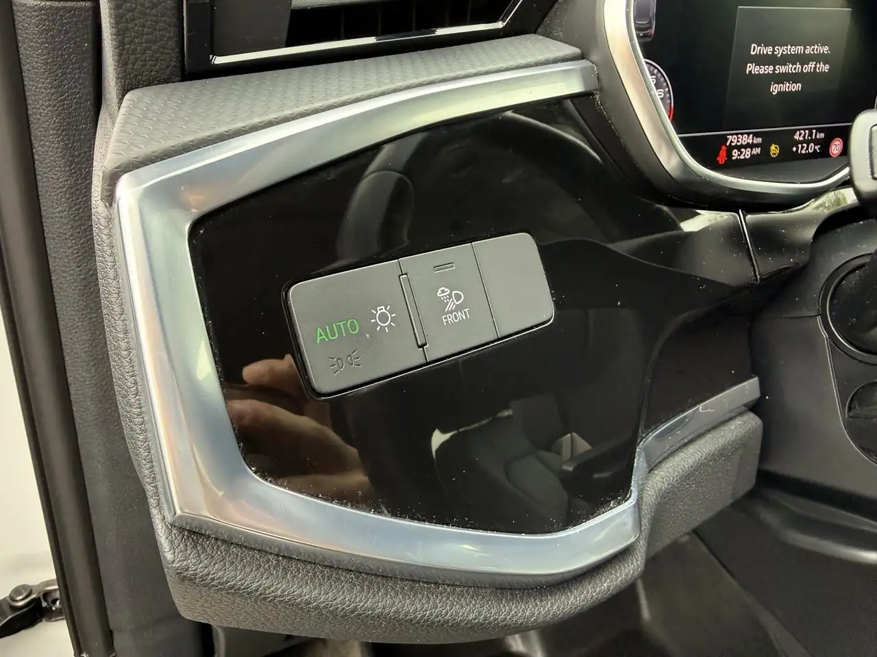 Audi Q3 снимка Audi Q3