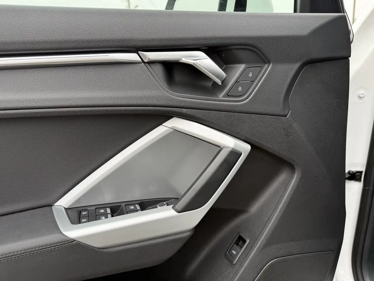 Audi Q3 снимка Audi Q3