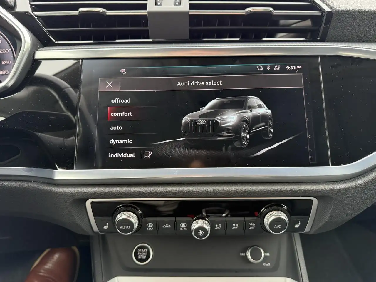 Audi Q3 снимка Audi Q3