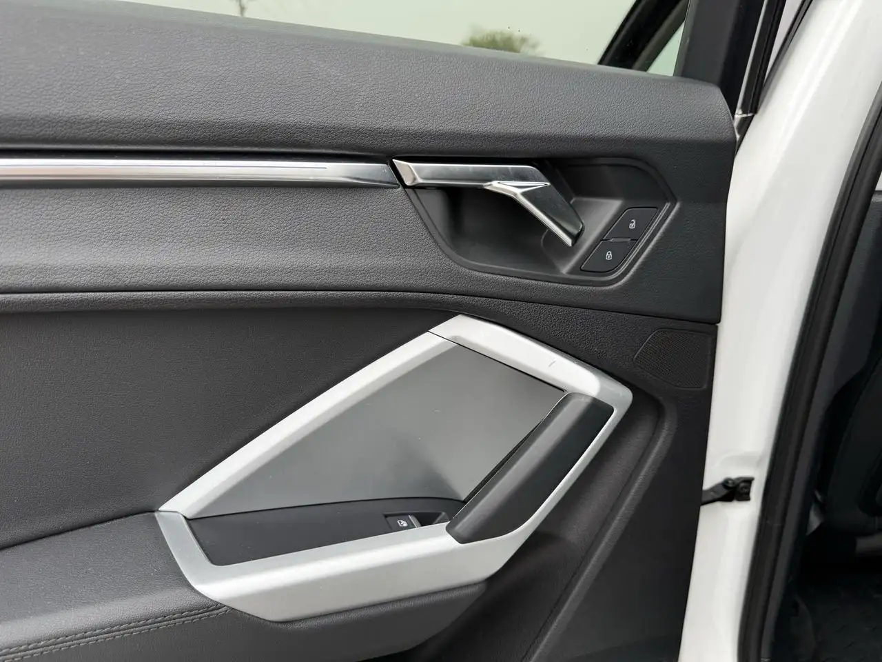 Audi Q3 снимка Audi Q3