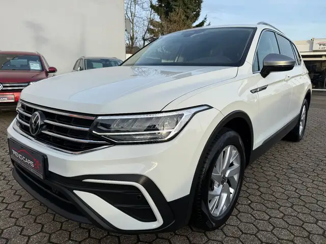 Volkswagen Tiguan Allspace Life*ACC***MIT 2 JAHREN GARANTIE