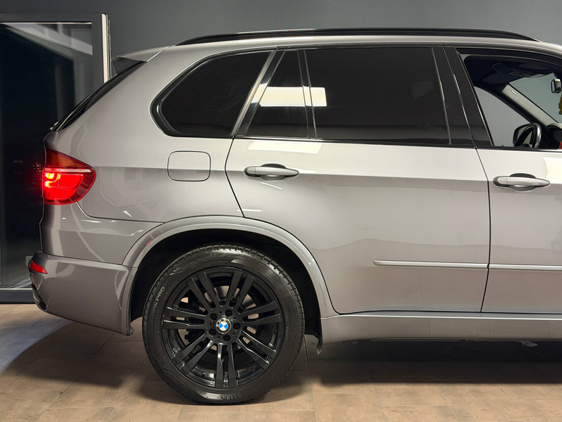 BMW X5 30d E70 LCI M Sportpaket /AHK/HUD/SOFT/360°/ATM/CARPLAY — photo 11
