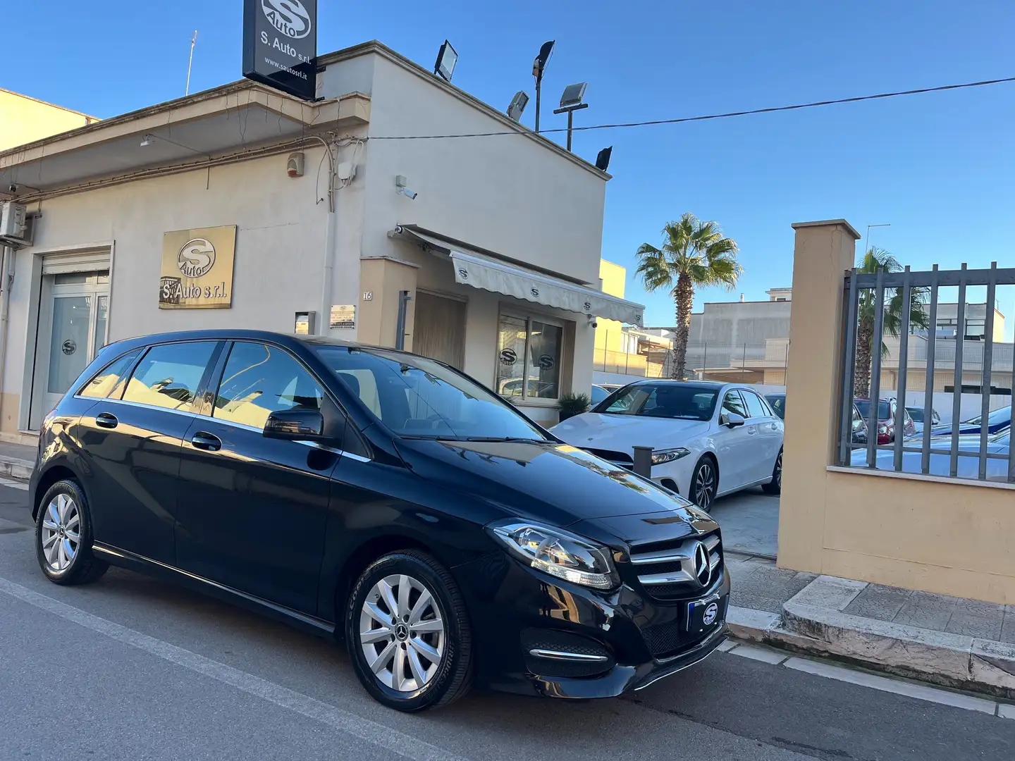 Mercedes-Benz B 180 d Automatic Business Extra Nero - 1