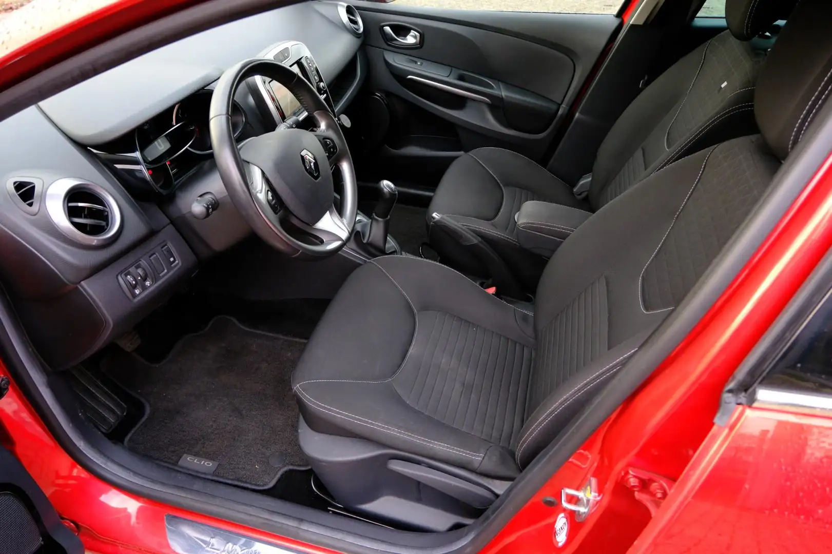 Renault Clio Estate 0.9 TCe Limited Navi|Clima|LMV|Cam Червоний - 2