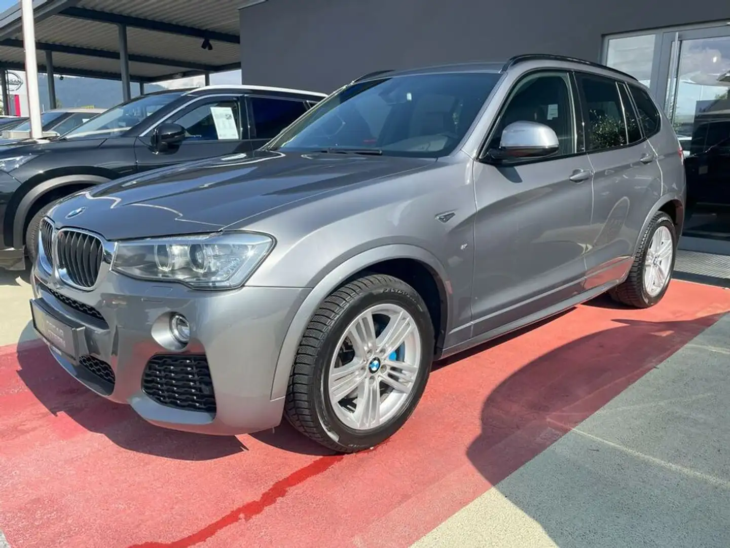 BMW X3 xDrive 20d Sport-Paket M / M-Technic Grau - 1
