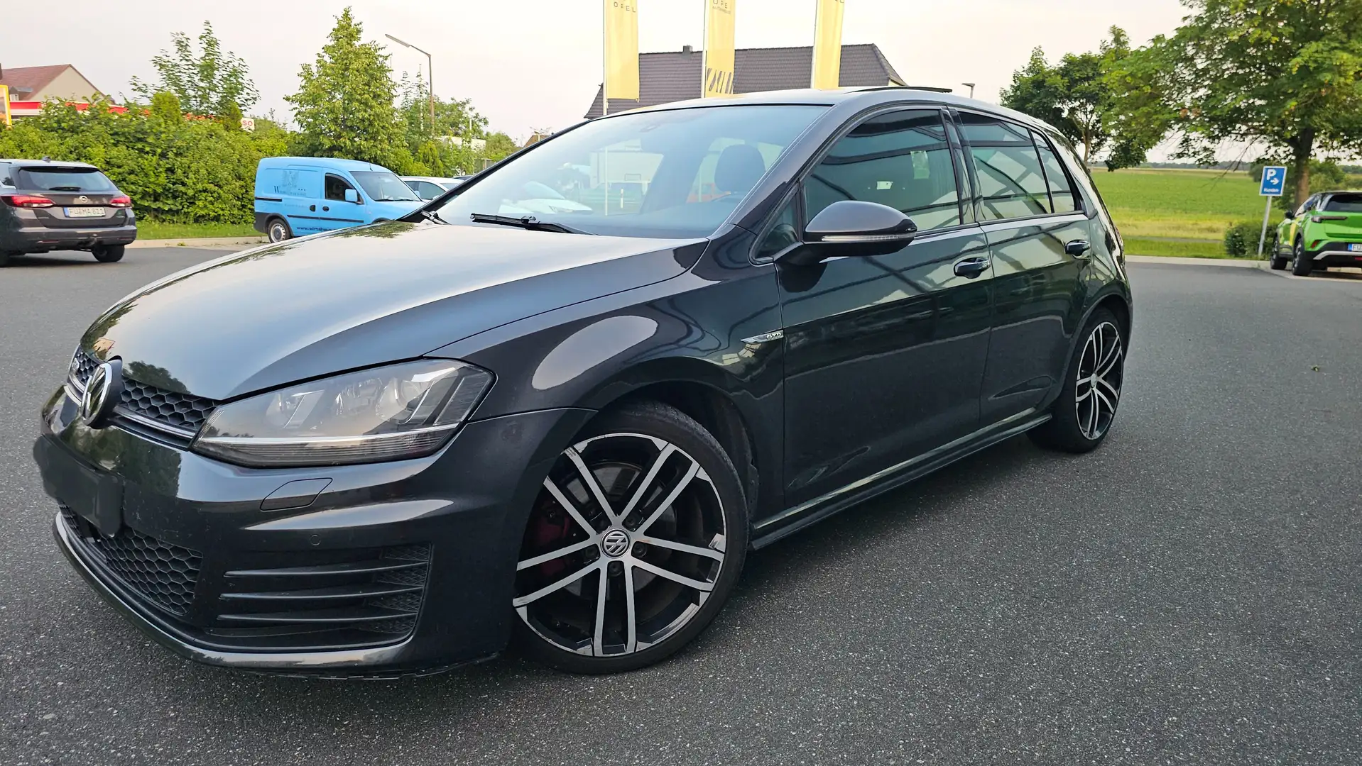 Volkswagen Golf GTD 2.0 GTD DSG Getriebe Panorama ACC Drive Mode Grigio - 1