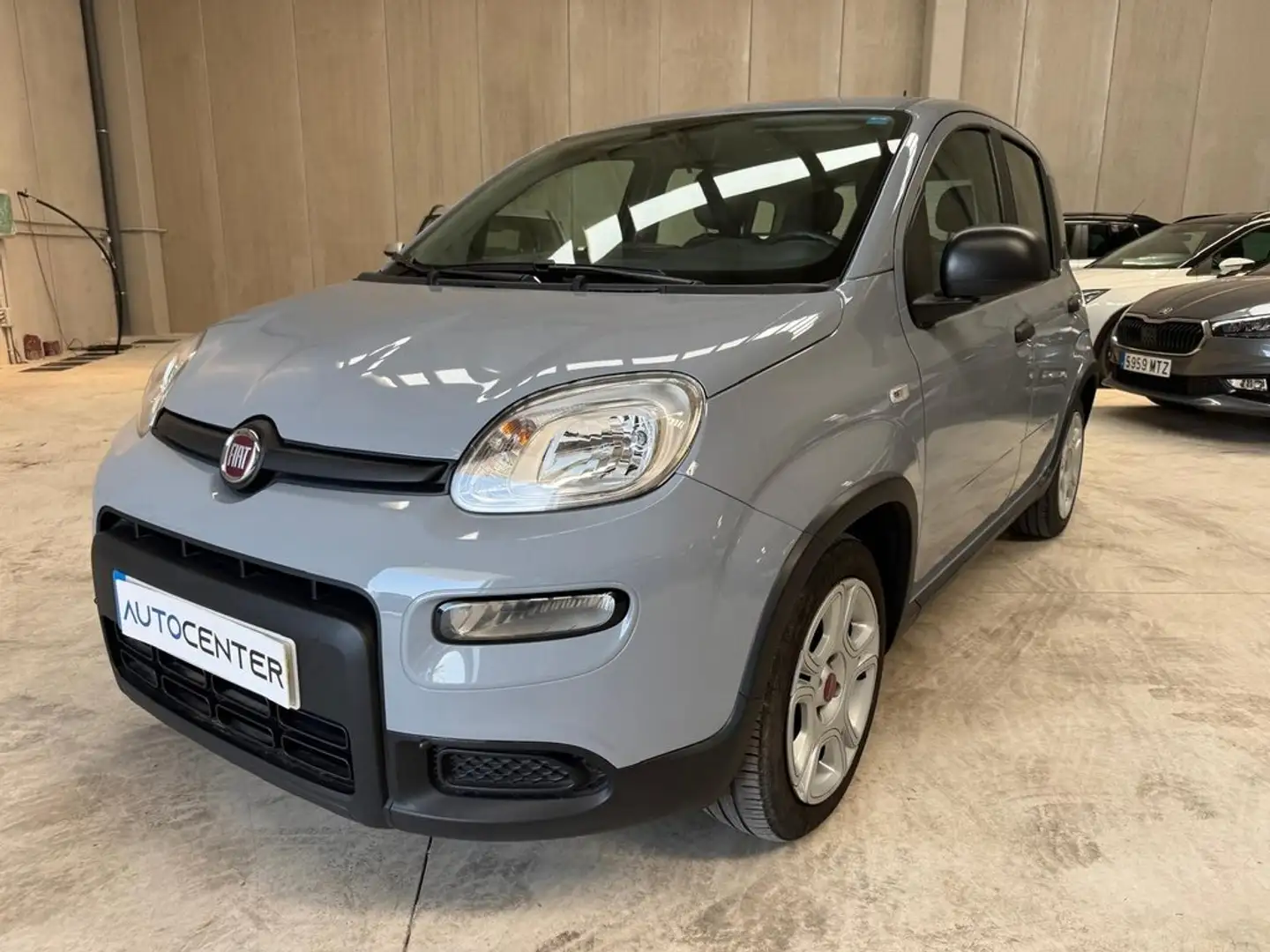 Fiat Panda Hybrid 1.0 51kw (70CV) Gris - 1