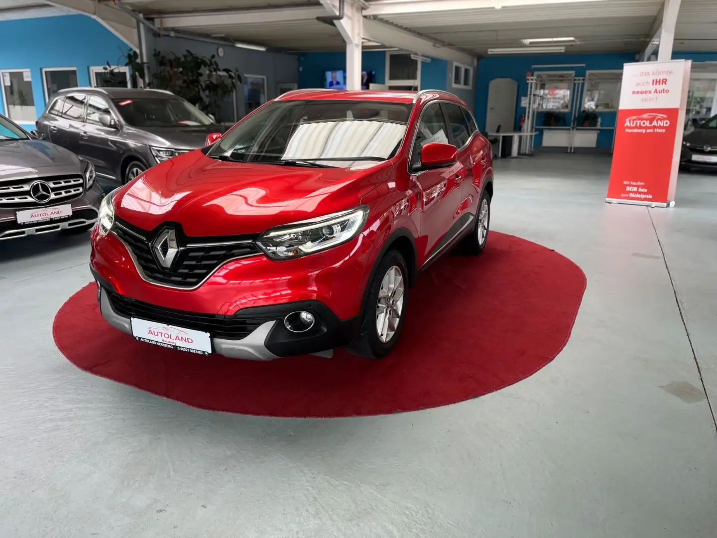 Renault Kadjar XMOD PDC v+h NAVI SHZ AHK TEMP Rot - 1