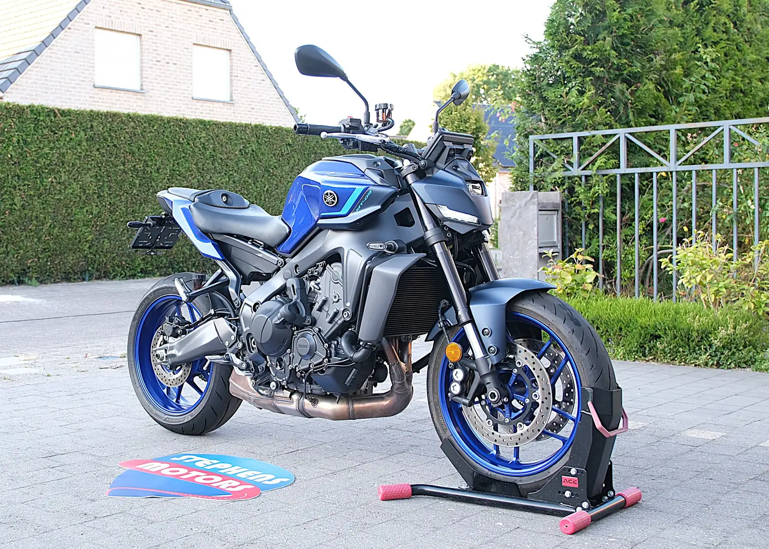 Yamaha MT-09 Icon blue Y-AMT Blauw - 1