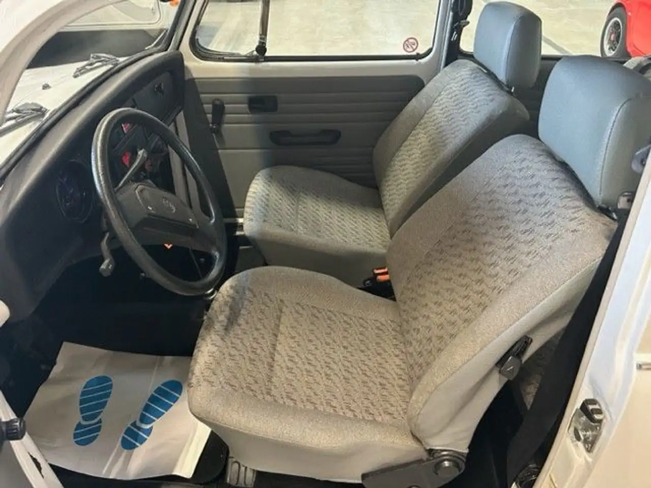 Volkswagen Käfer 1600i mit Faltdach und Orig. 77´km Top Zus, foto 11