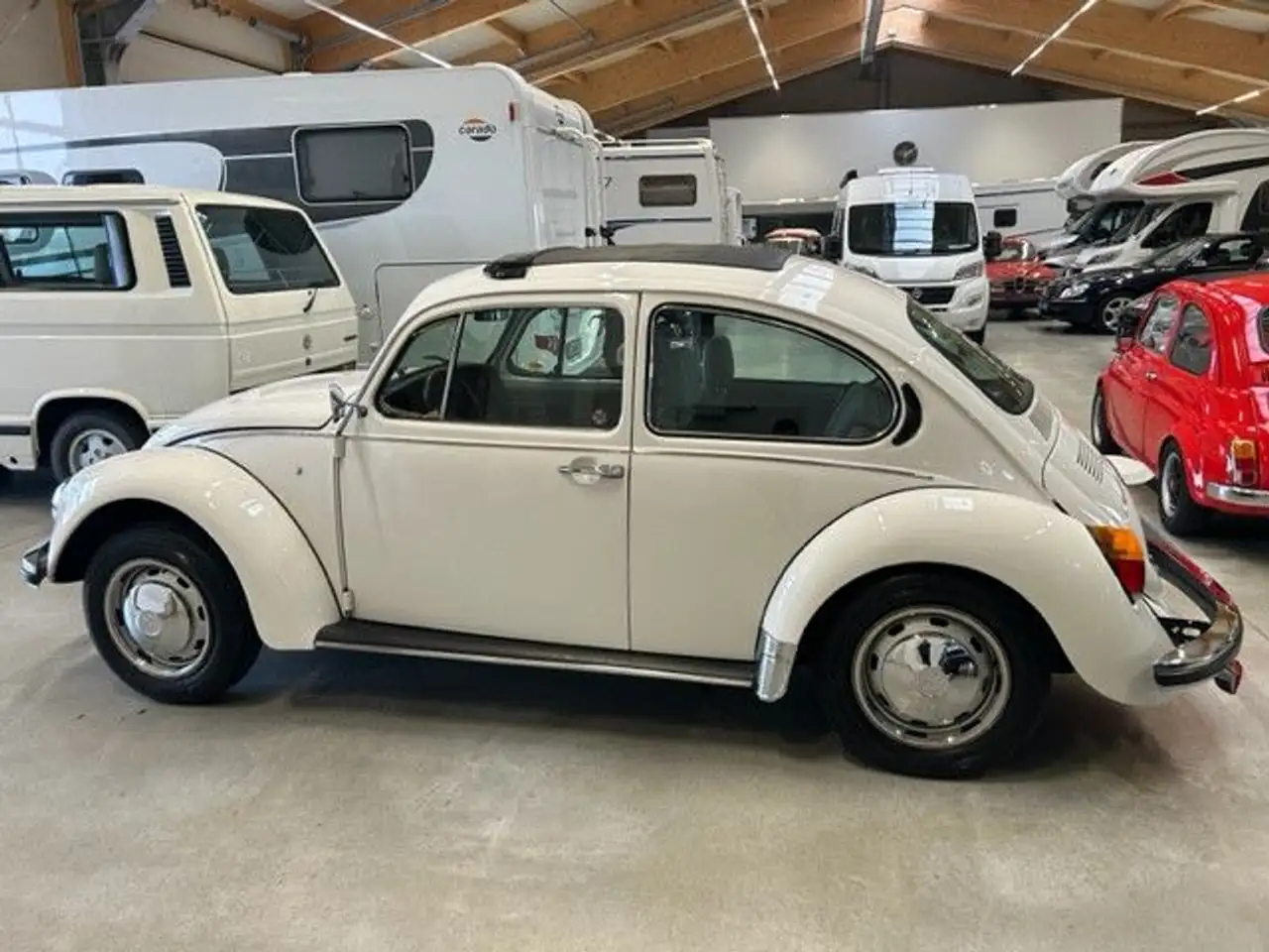 Volkswagen Käfer 1600i mit Faltdach und Orig. 77´km Top Zus, foto 9
