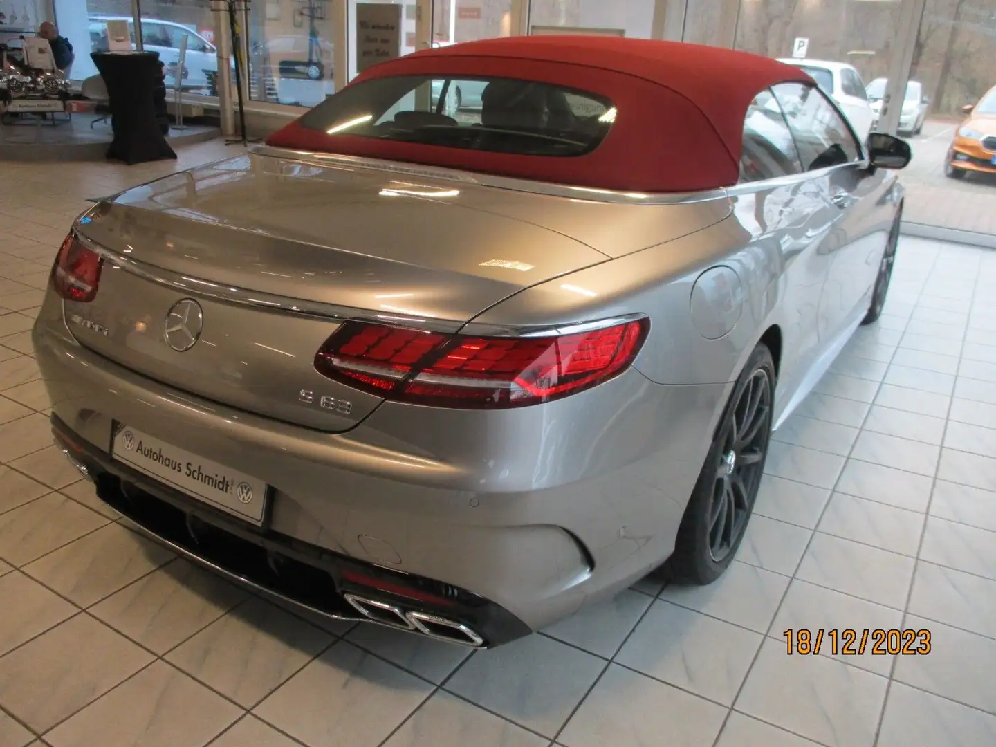 Mercedes-Benz S 63 AMG Cabriolet 4 Matic EDITION 130, Volllll Grau - 2