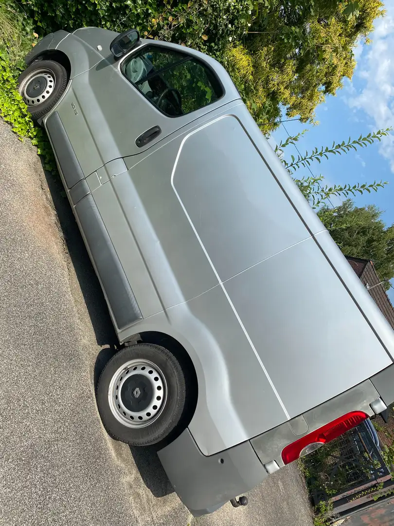 Renault Trafic Trafic 2.0 dCi 115 L1H1 Silber - 1
