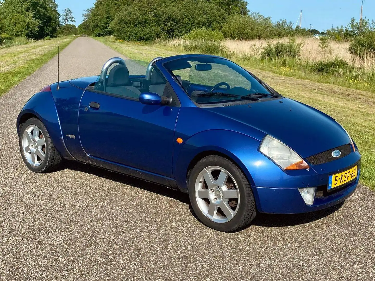 Ford Streetka 1.6 Blau - 1