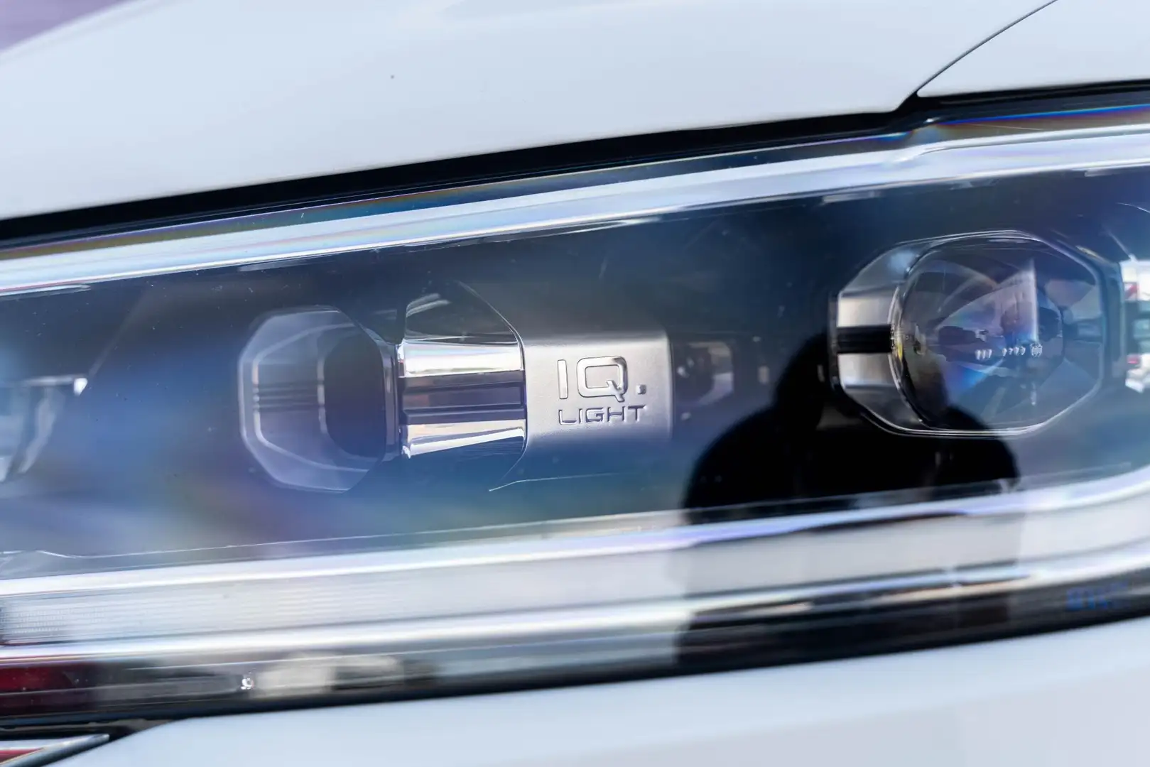 Volkswagen T-Roc 1.0 TSI R-Line | Automatische airco| Adaptieve Cru Wit - 2
