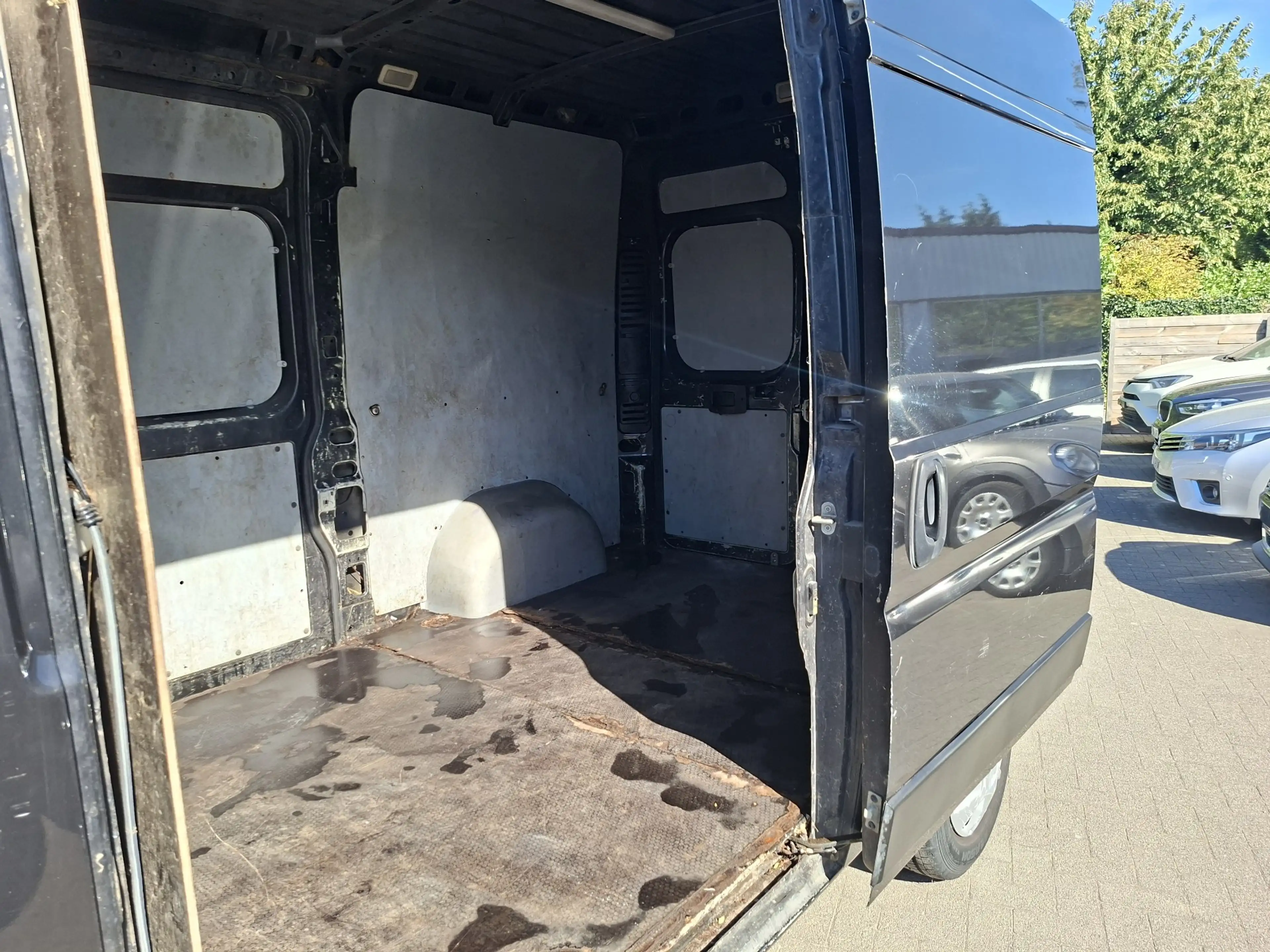 Peugeot Boxer 2.0 HDi H2/L2 UTILITAIRE — photo 12
