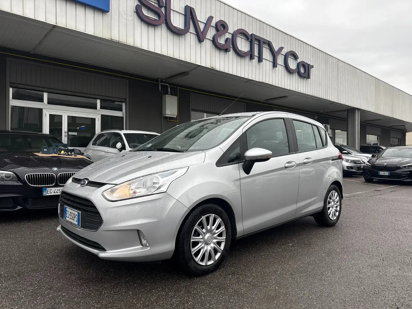 Ford B-Max B-Max 1.5 tdci Business 75cv Gris - 1