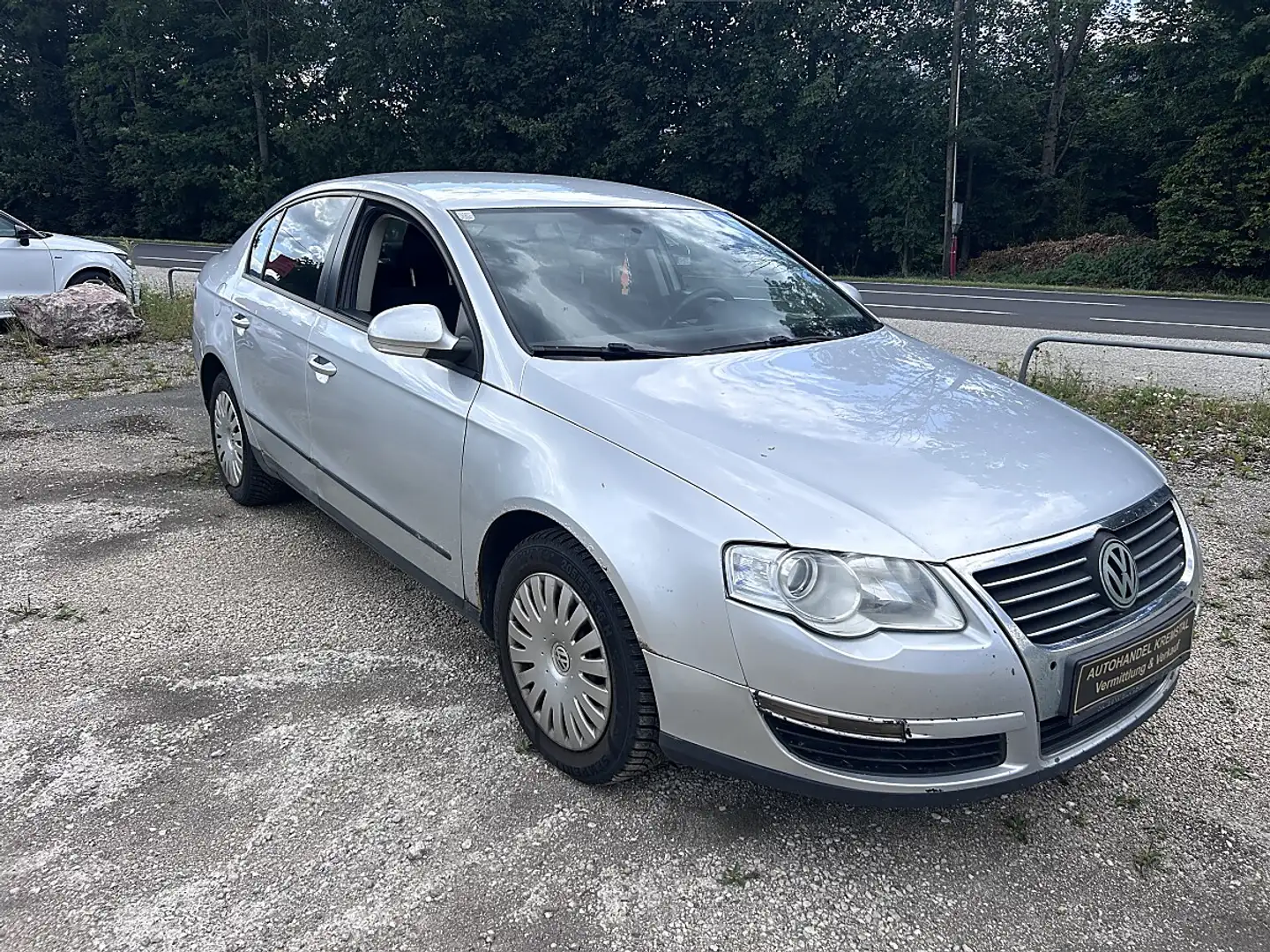 Volkswagen Passat 1.9 tdi Silber - 2