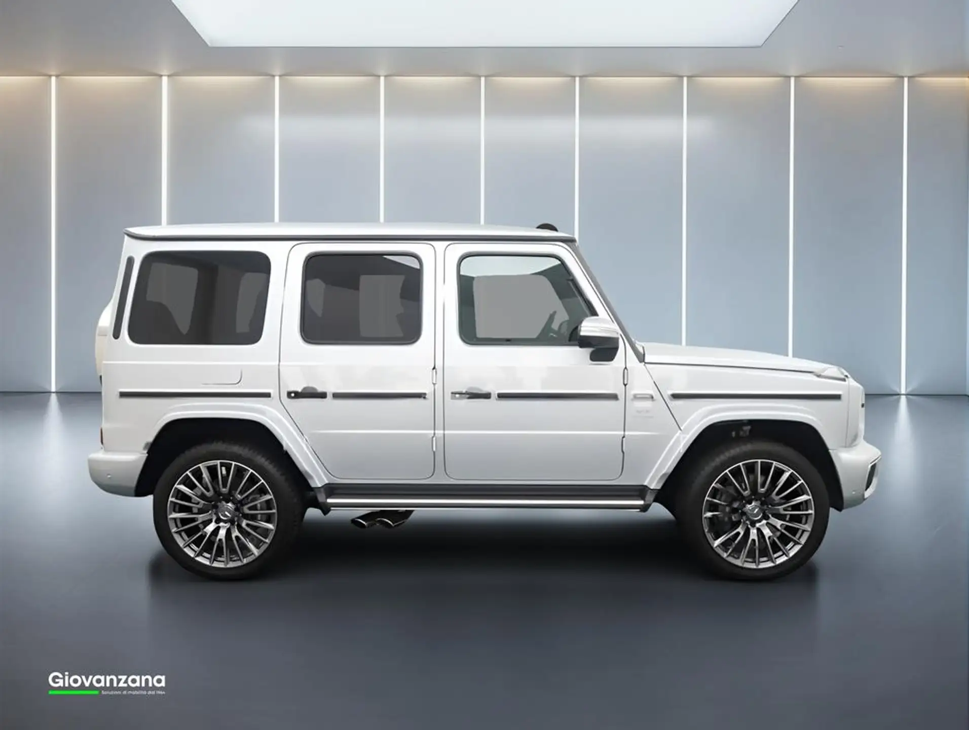 벤츠 G-Class 2024 화이트 사진 5