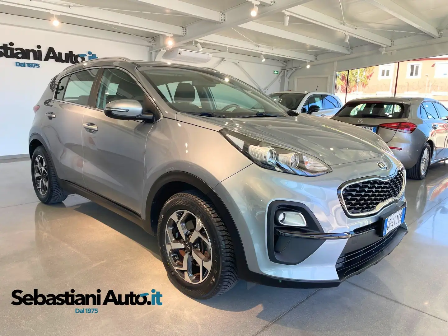 Kia Sportage 1.6 crdi MHEV B.Class 2wd 136cv dct *PREZZO REALE* Argento - 1