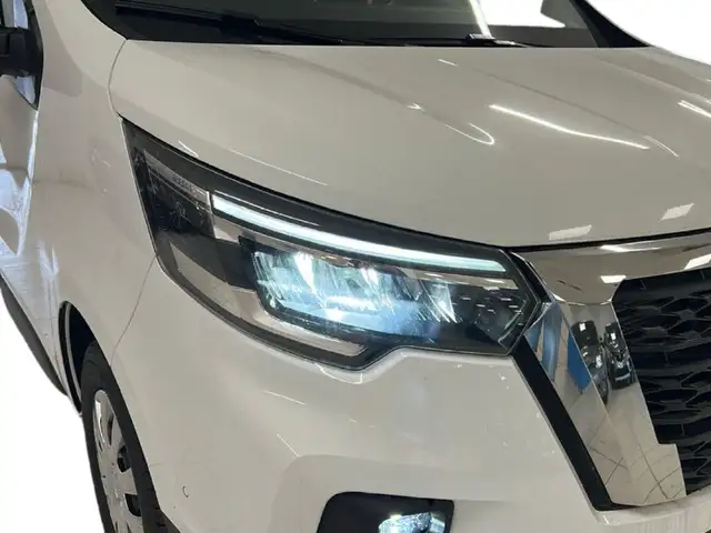 Nissan Primastar view 10