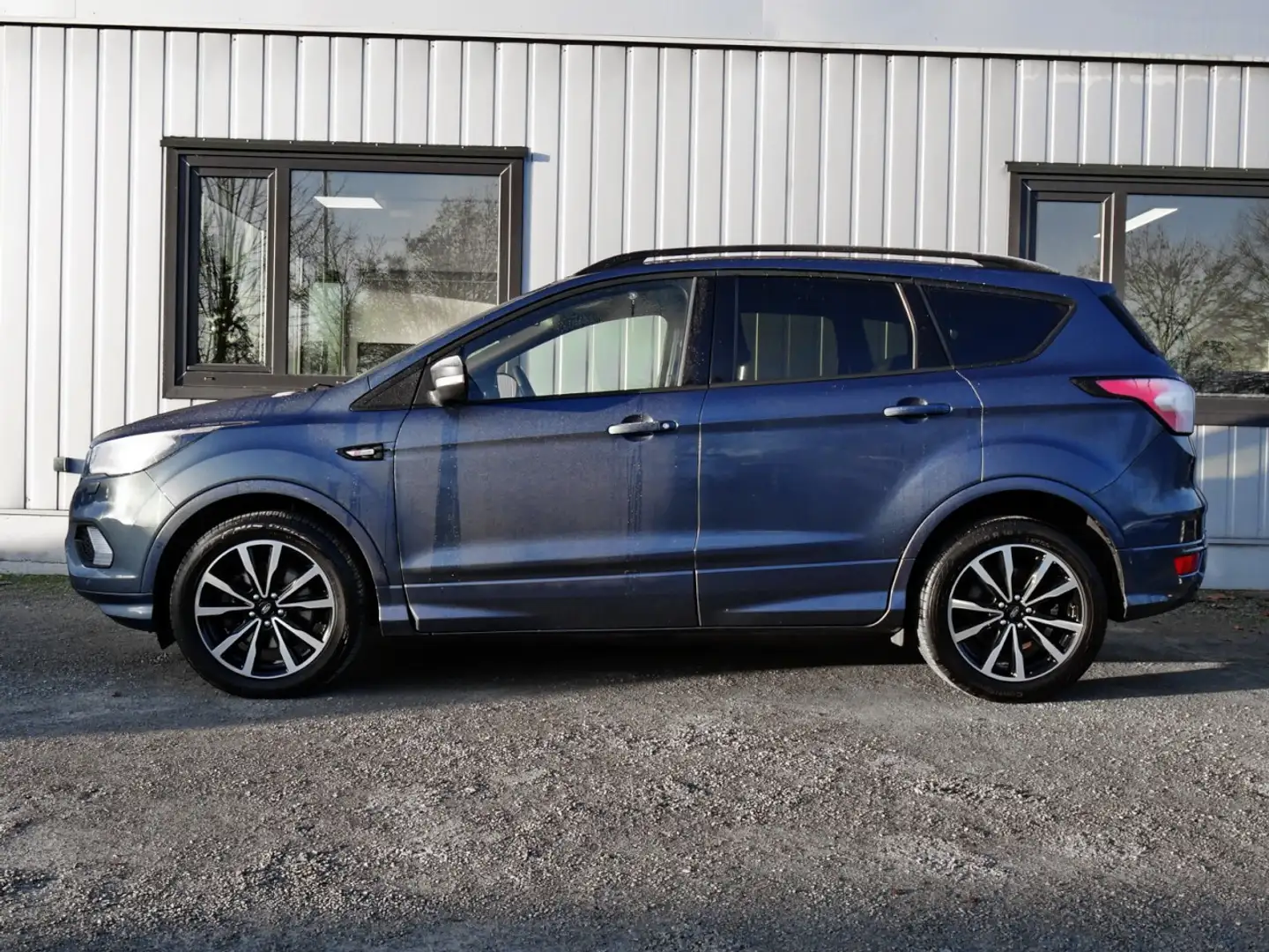 Ford Kuga ST-Line 4x4 2.0 TDCi Aut.+Xenon+ParkAssist Klima Bleu - 2