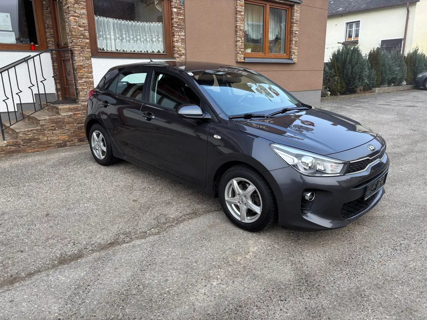 Kia Rio Rio 1,25 MPI Titan ISG Titan Grau - 1