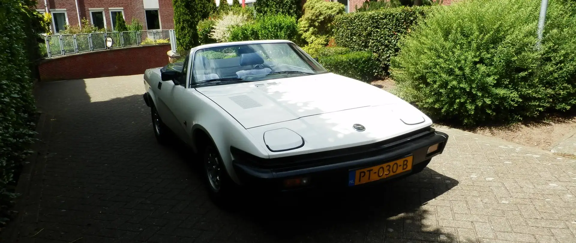 Triumph TR7 TR7 2.0 Softtop Weiß - 2