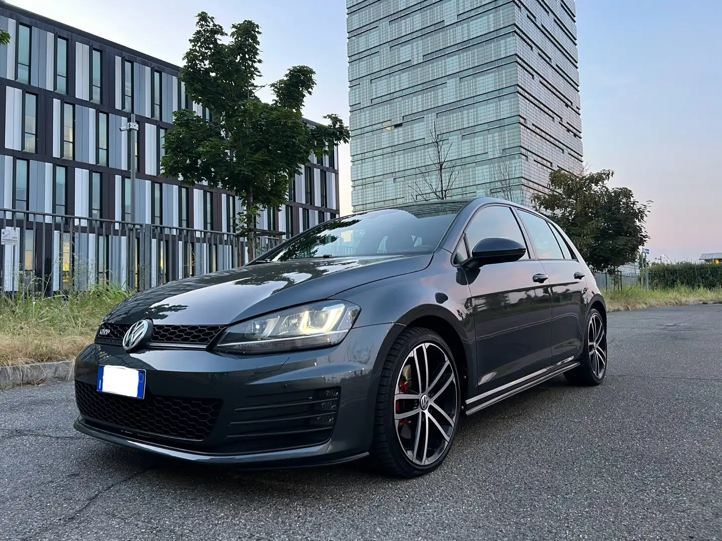 Volkswagen Golf GTD 7 *DSG 120.000KM (EURO 6B)2.0TDI*184CV** STRA FULL - 2
