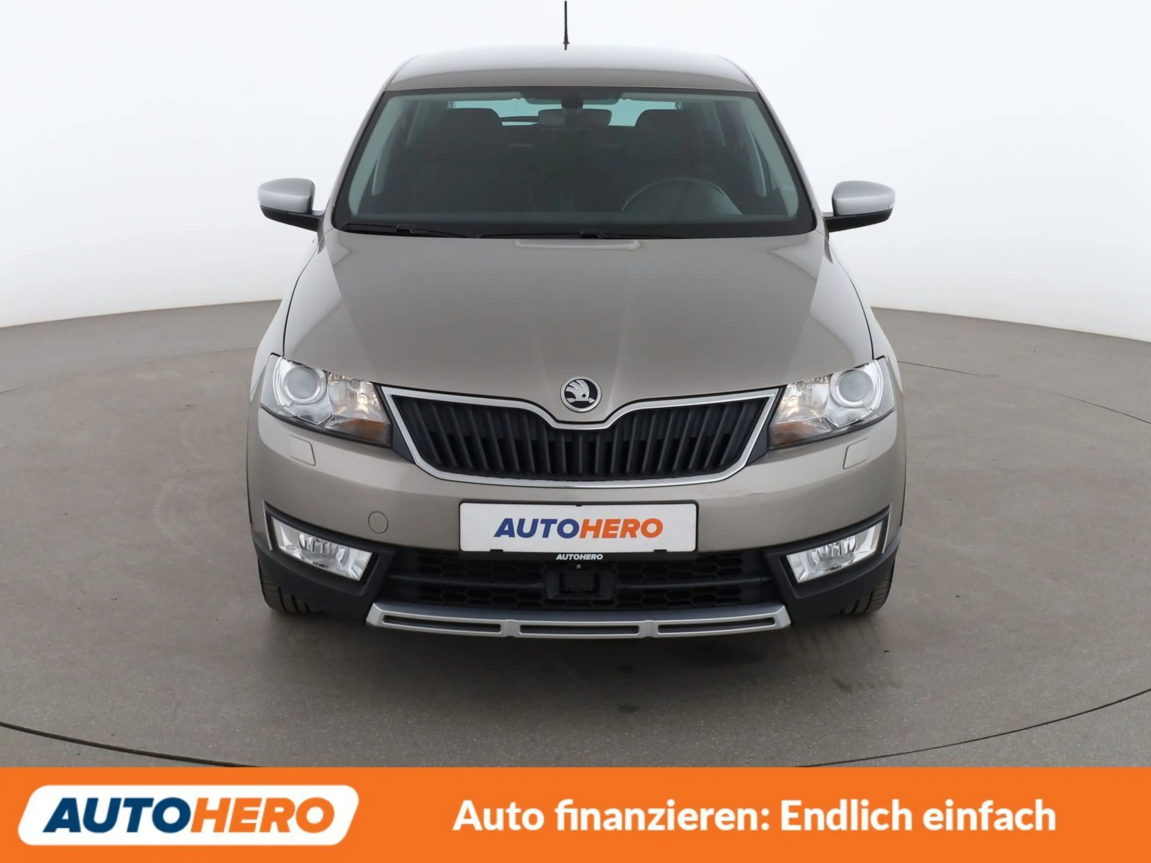 Skoda Rapid/Spaceback 1.2 TSI ScoutLine*TEMPO*PDC*SHZ*KLIMA*GARANTIE* — photo 9