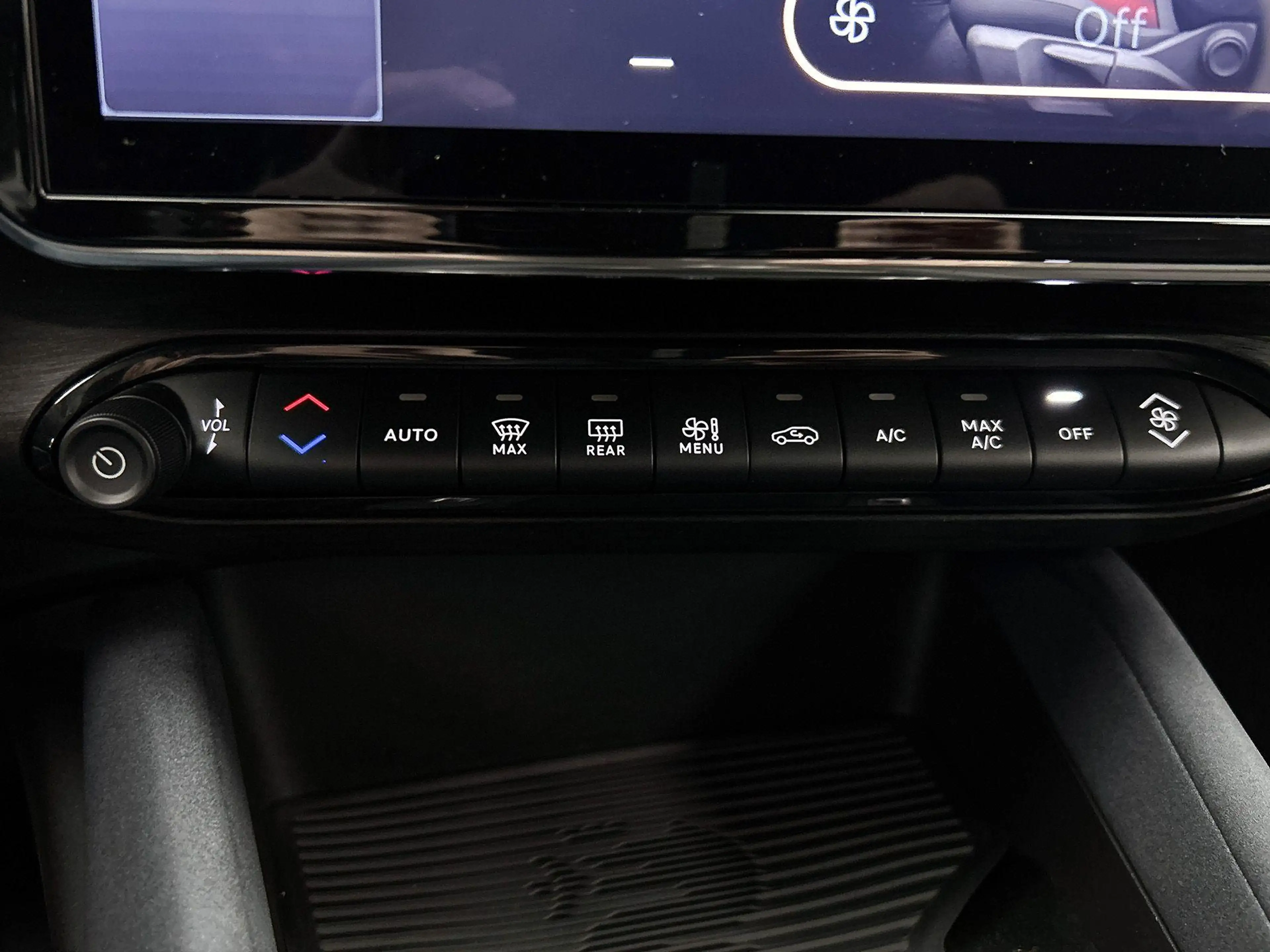 Alfa Romeo Junior 1.2 Turbo Hybrid Ibrida | Cruise Control | Apple C — photo 10