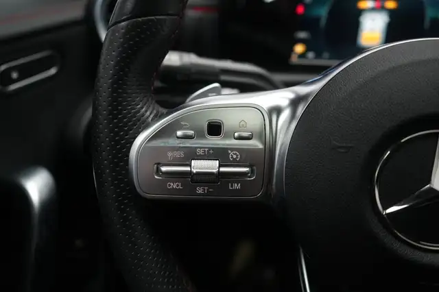 Mercedes-Benz CLA view 20