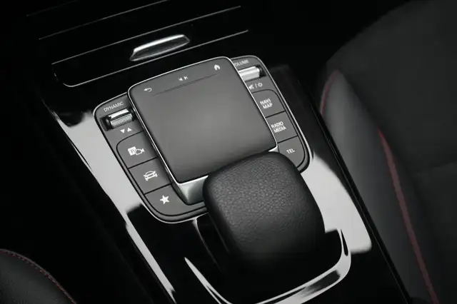 Mercedes-Benz CLA view 18