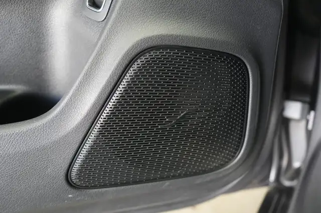 Mercedes-Benz CLA view 25