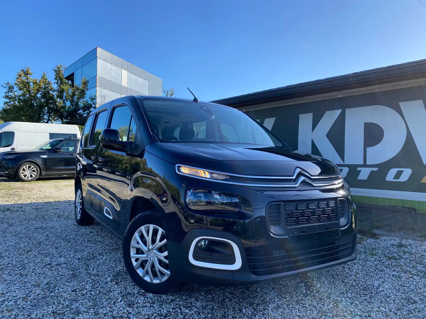 Citroen Berlingo Berlingo XL BlueHDi 130 EAT8 SHINE Noir - 1