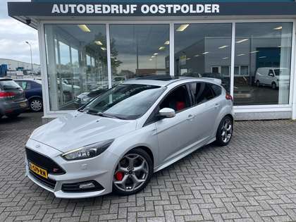 Ford Focus 2.0 ST