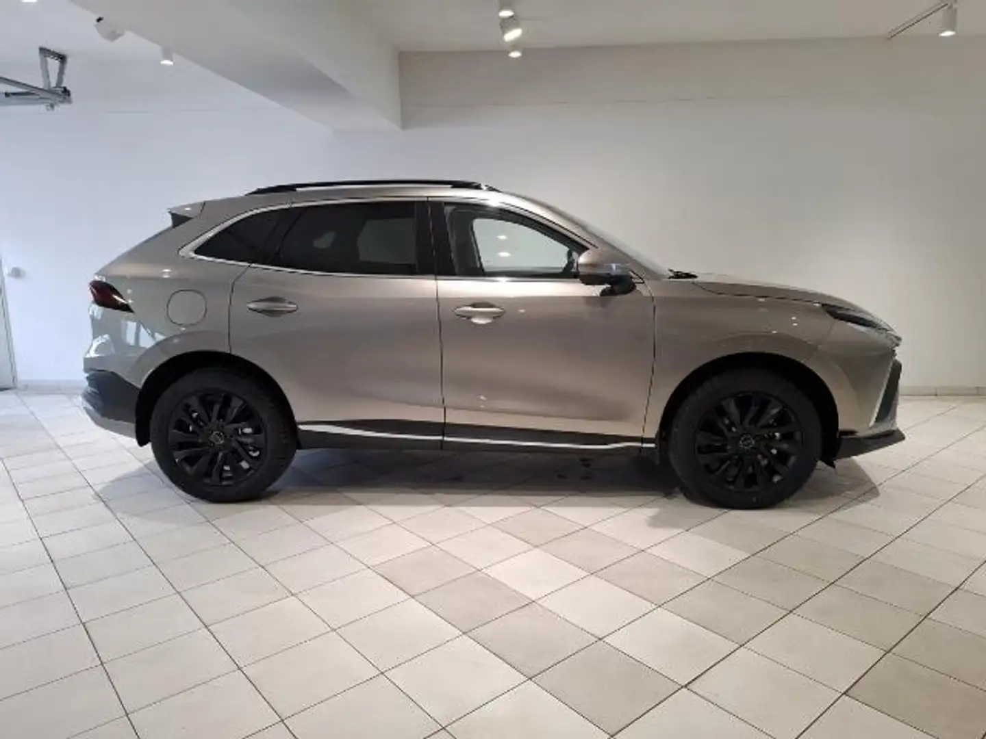 DFSK Forthing 5 Exclusive 7DCT 1.5T GDI Grau - 2