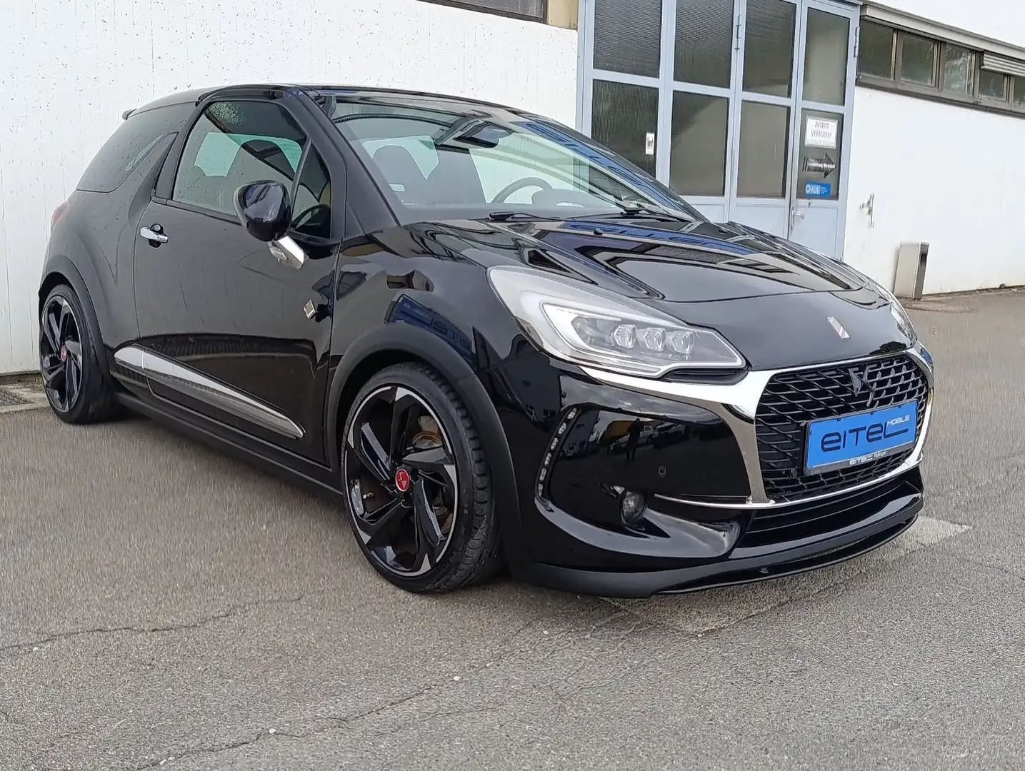 Citroen DS3 Performance Navi LED Kamera Alcantara DAB Zwart - 2
