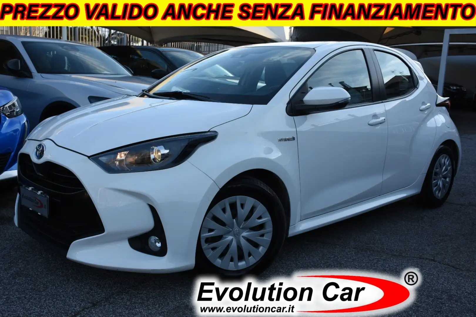 Toyota Yaris 1.5 Hybrid 5 porte Business *MY 21* Blanc - 1