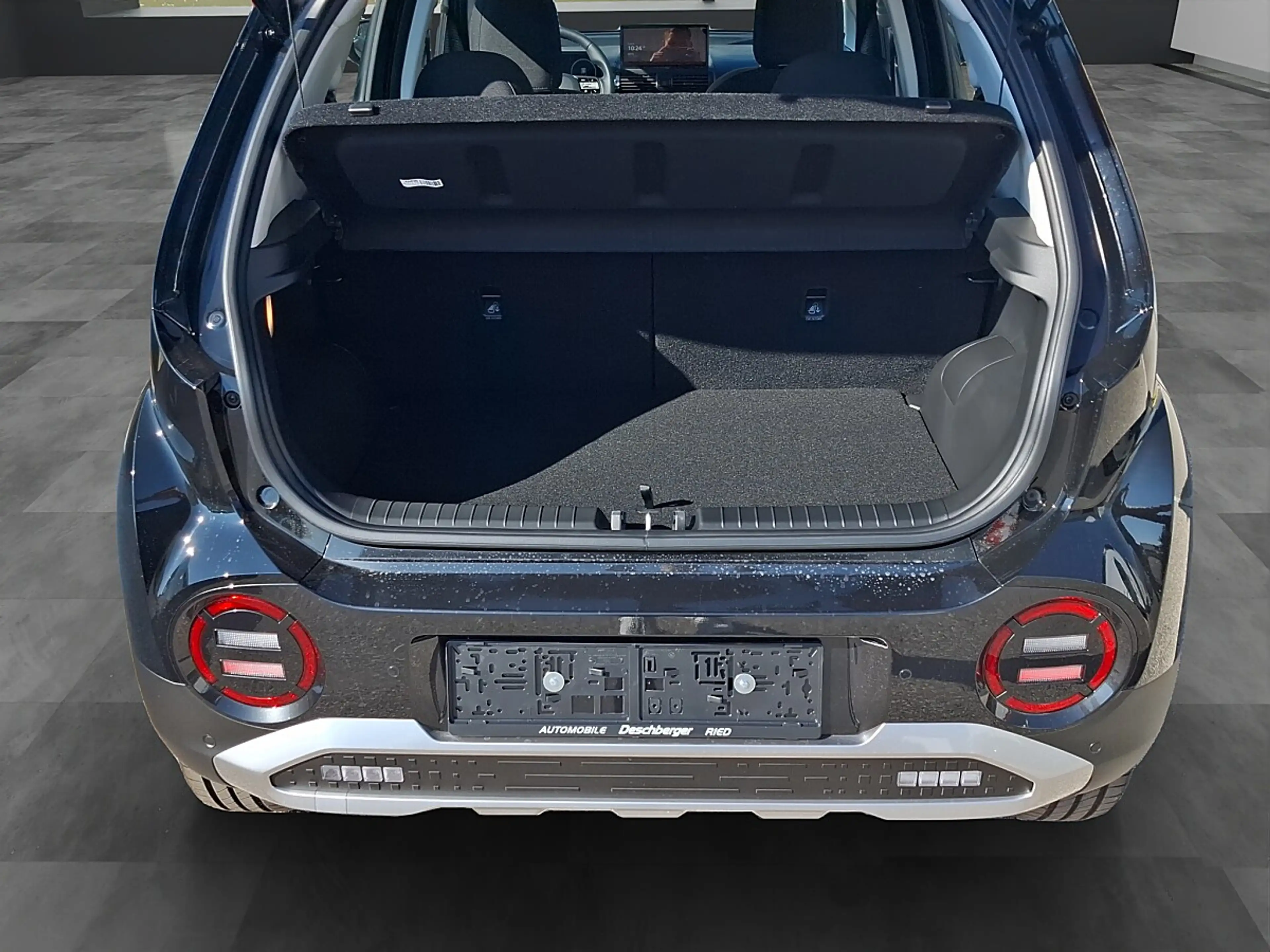 Hyundai Inster Elektro 49 kWh Smart Line Elektro 2WD — photo 12
