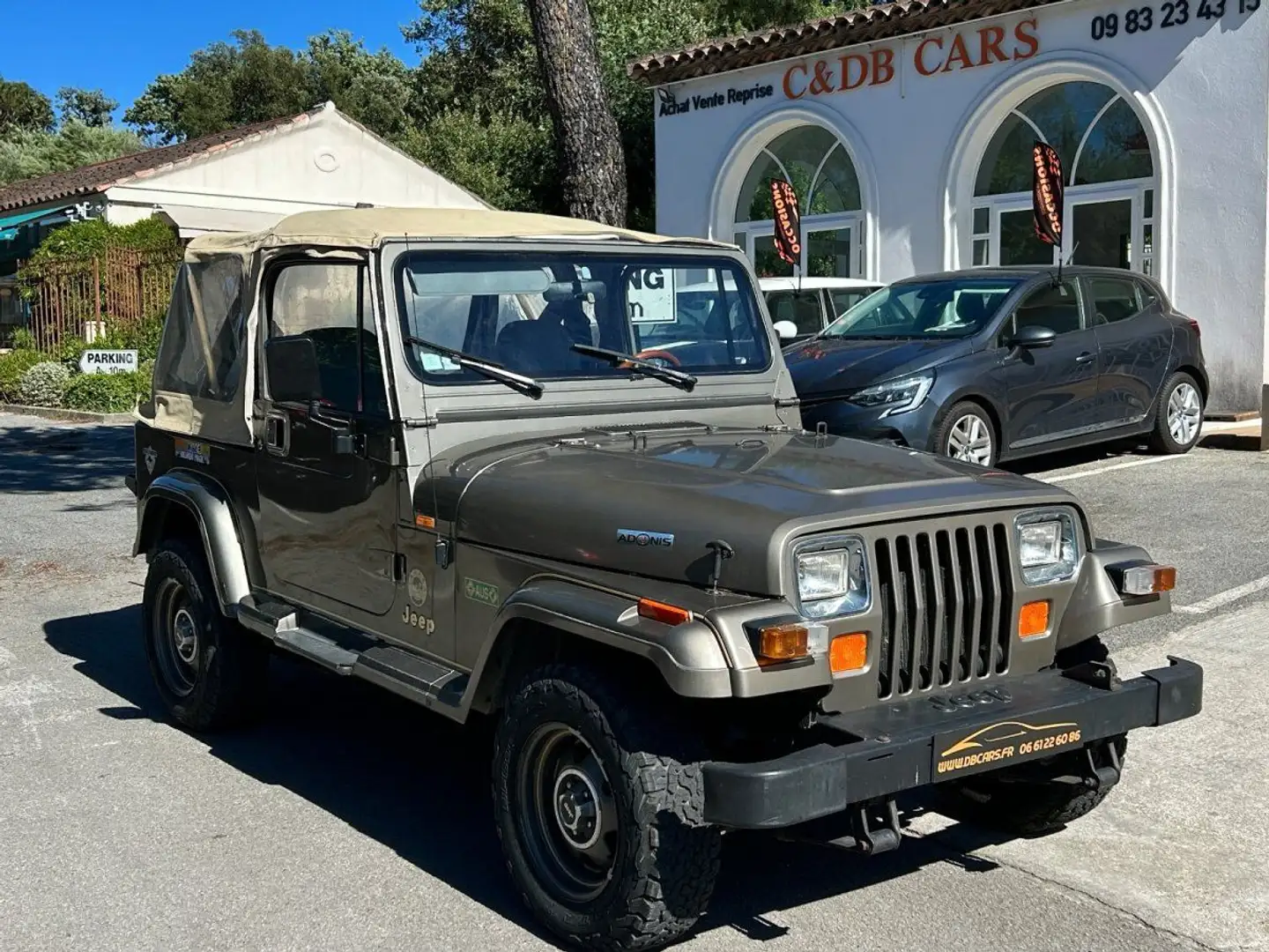 Jeep Wrangler Sahara 2.5i DÉCOUVRABLE / 2ÈME MAIN ORIGINE FRANCE / 99000KM D'ORIGINE / TRÈS BON ÉTAT - 1